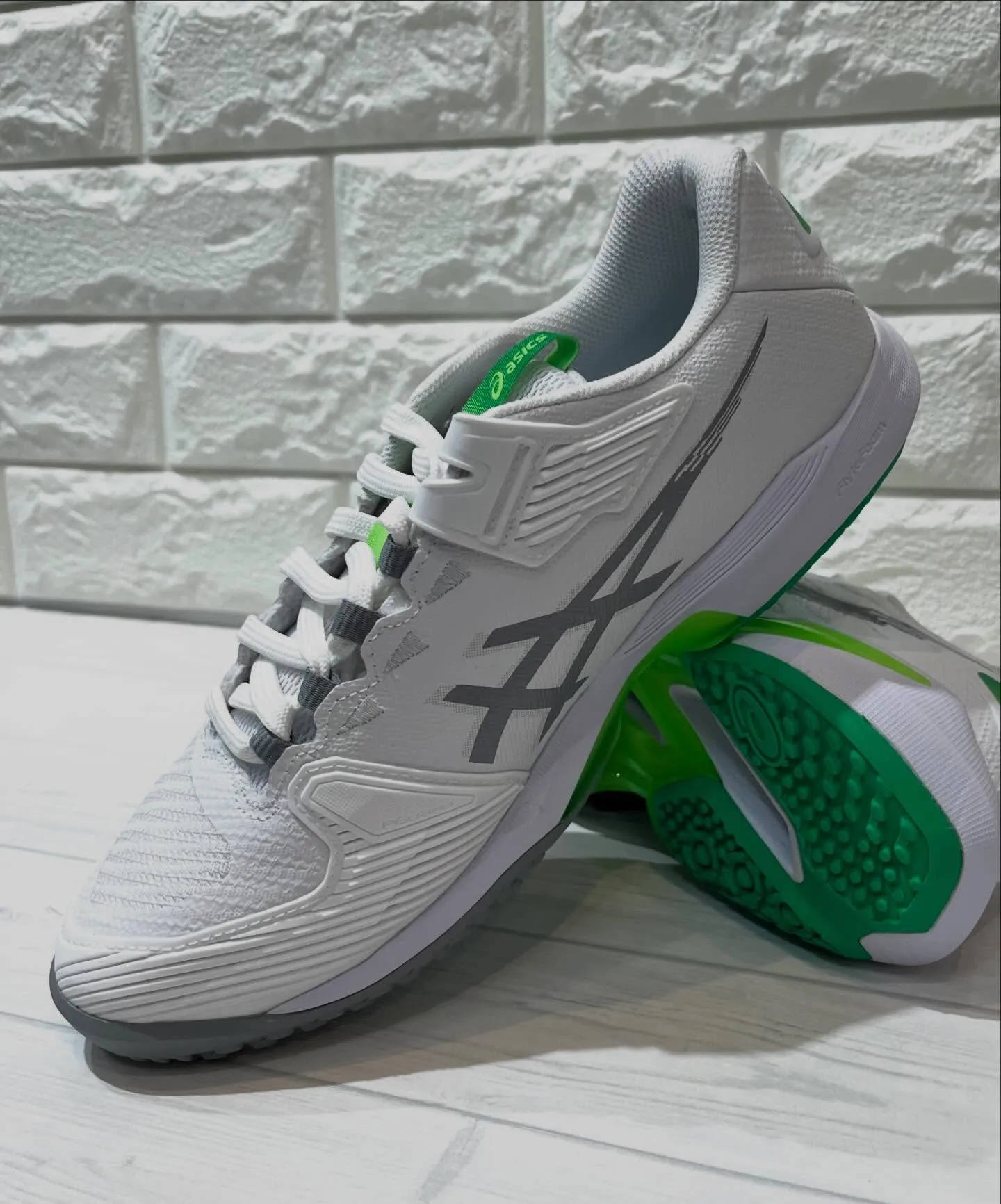 アシックスから2026年の最新モデルが登場しました！🎾新たに...