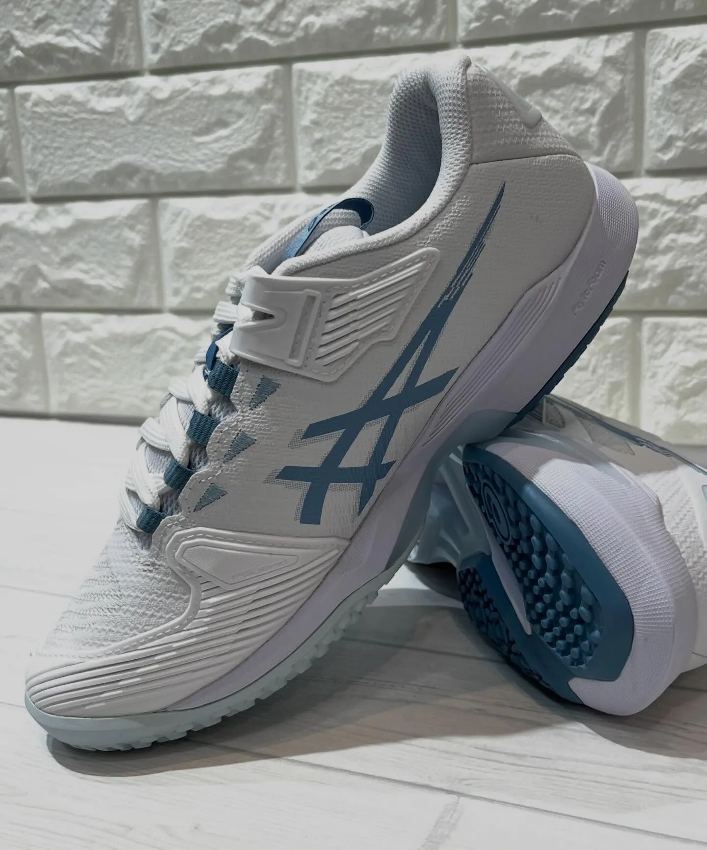 アシックスから2026年の最新モデルが登場しました！🎾新たに...