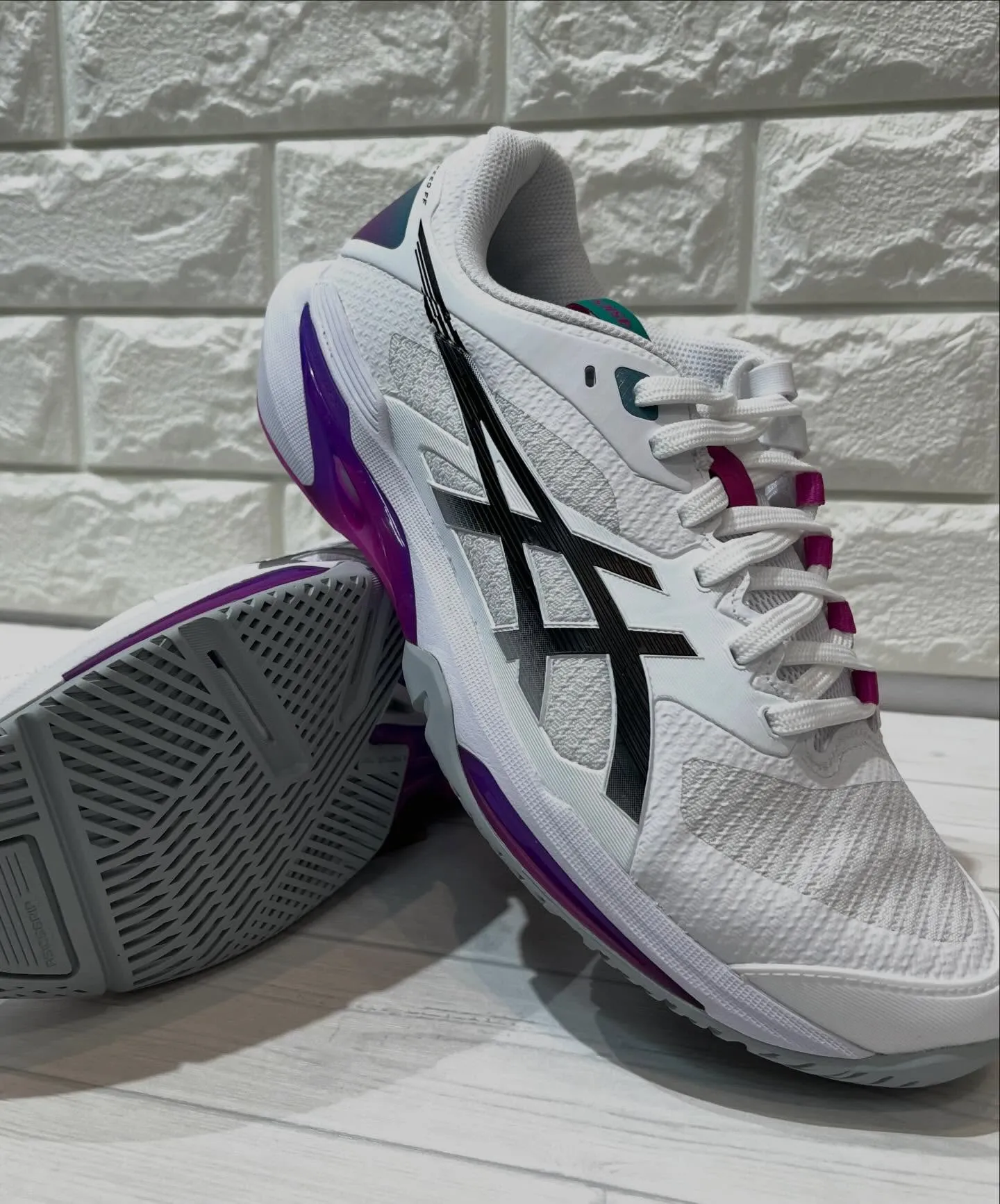 アシックスから2026年の最新モデルが登場しました！🎾新たに...