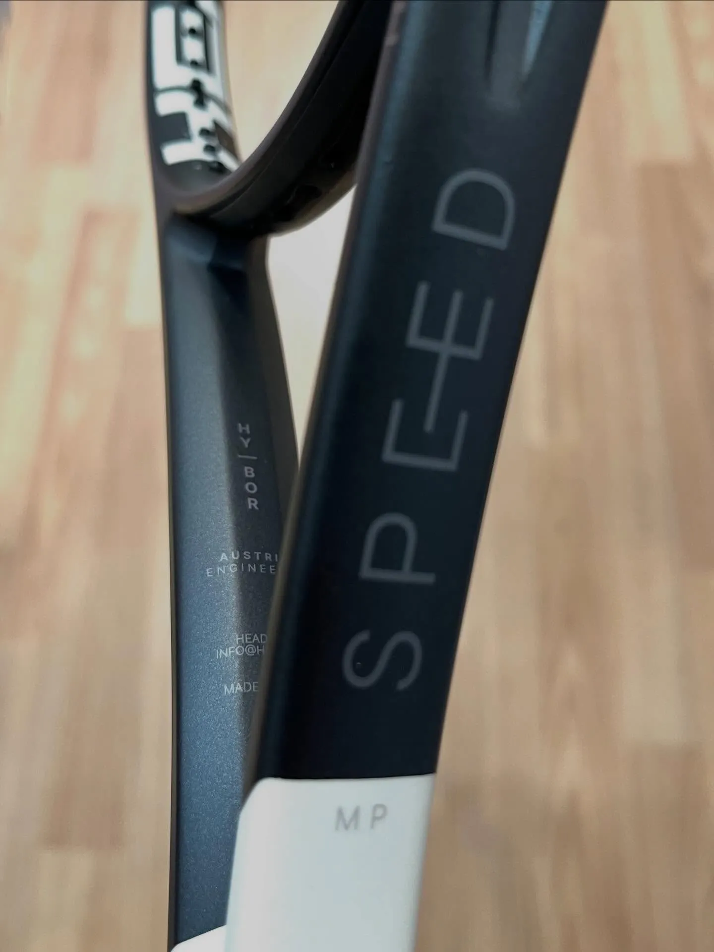 テニス愛好家の皆さま、2026年の新しいHEADスピード20...