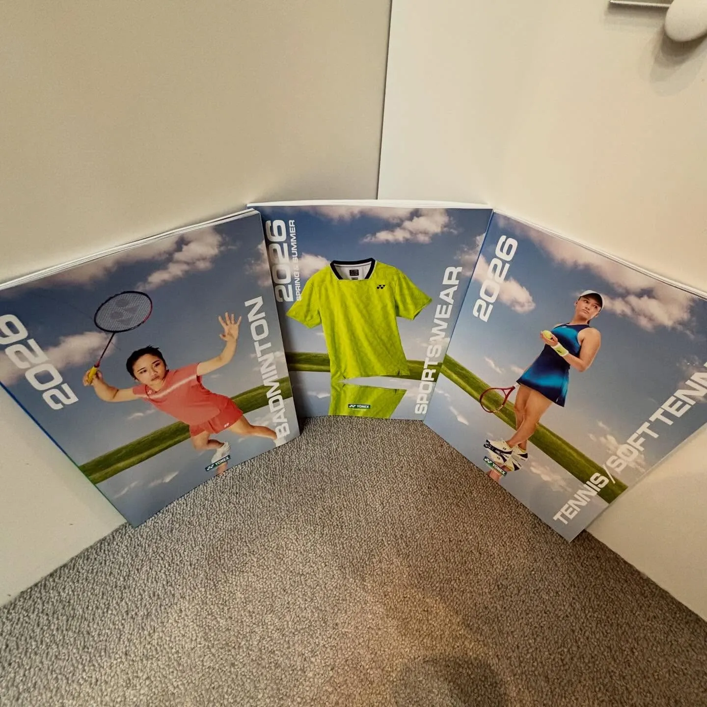 ウェア・テニス・バドミントンのカタログの最新版が入荷しました...