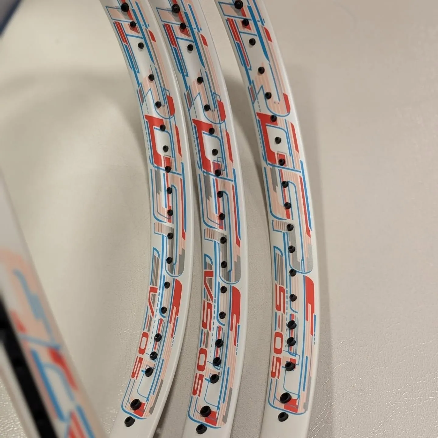 MIZUNOからソフトテニスラケット新発売されました！