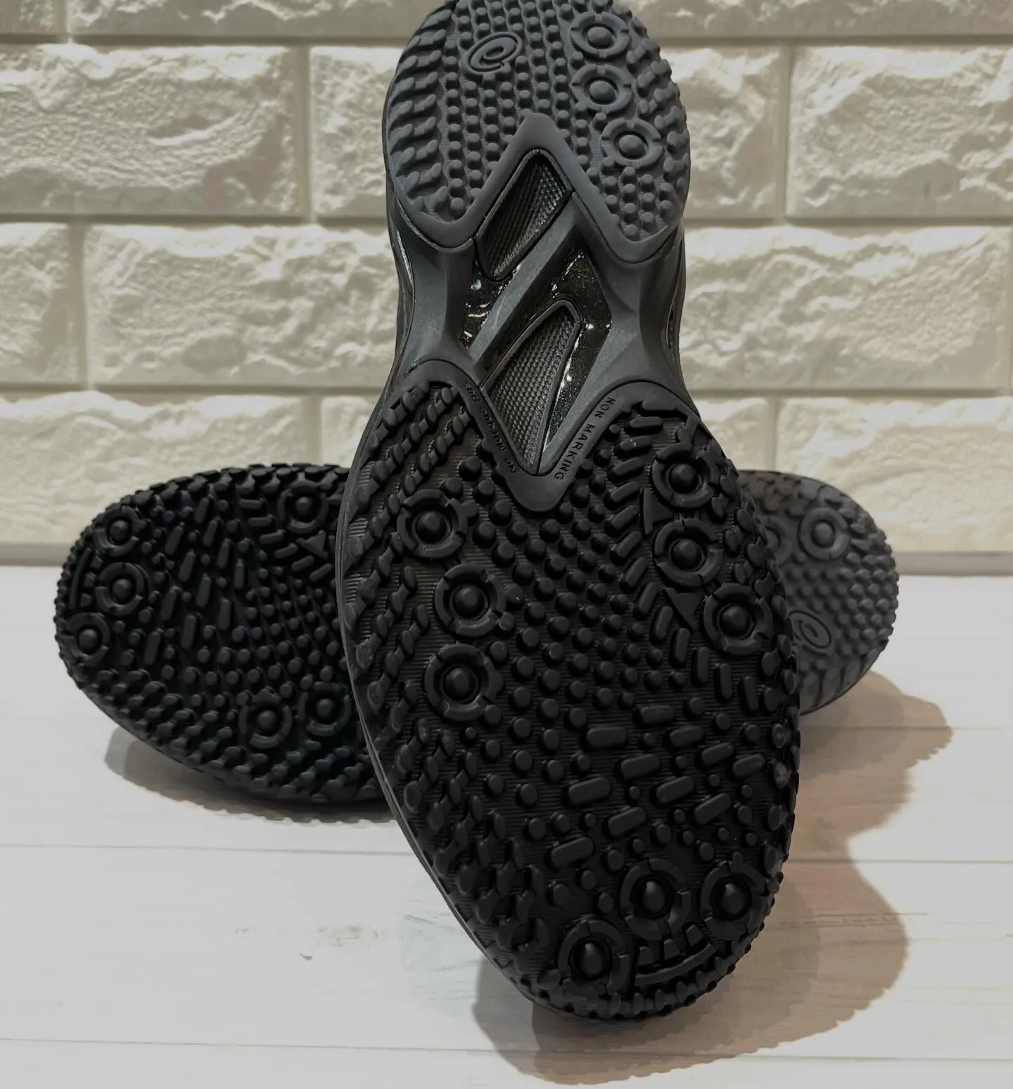 アシックスプレステージネオ 入荷致しました!