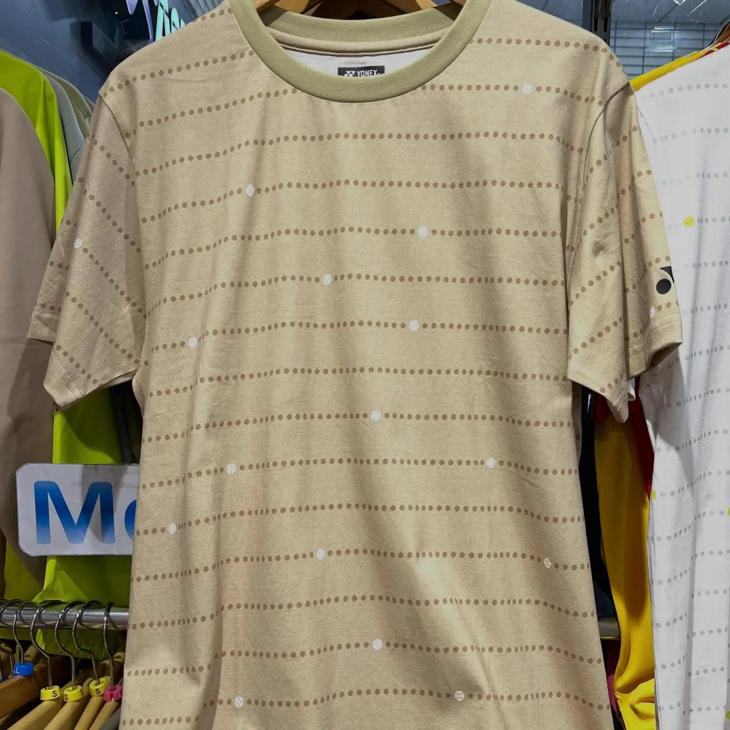 ヨネックスのユニTシャツ16840が、さわやかな外観と先進的...