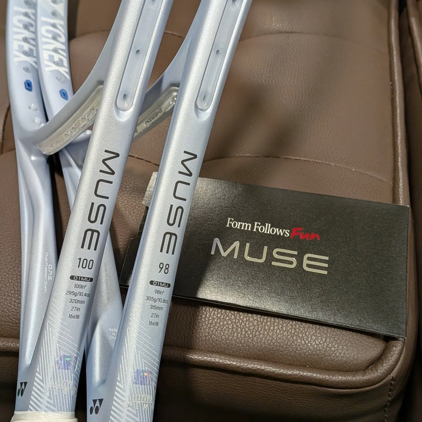 ヨネックスから