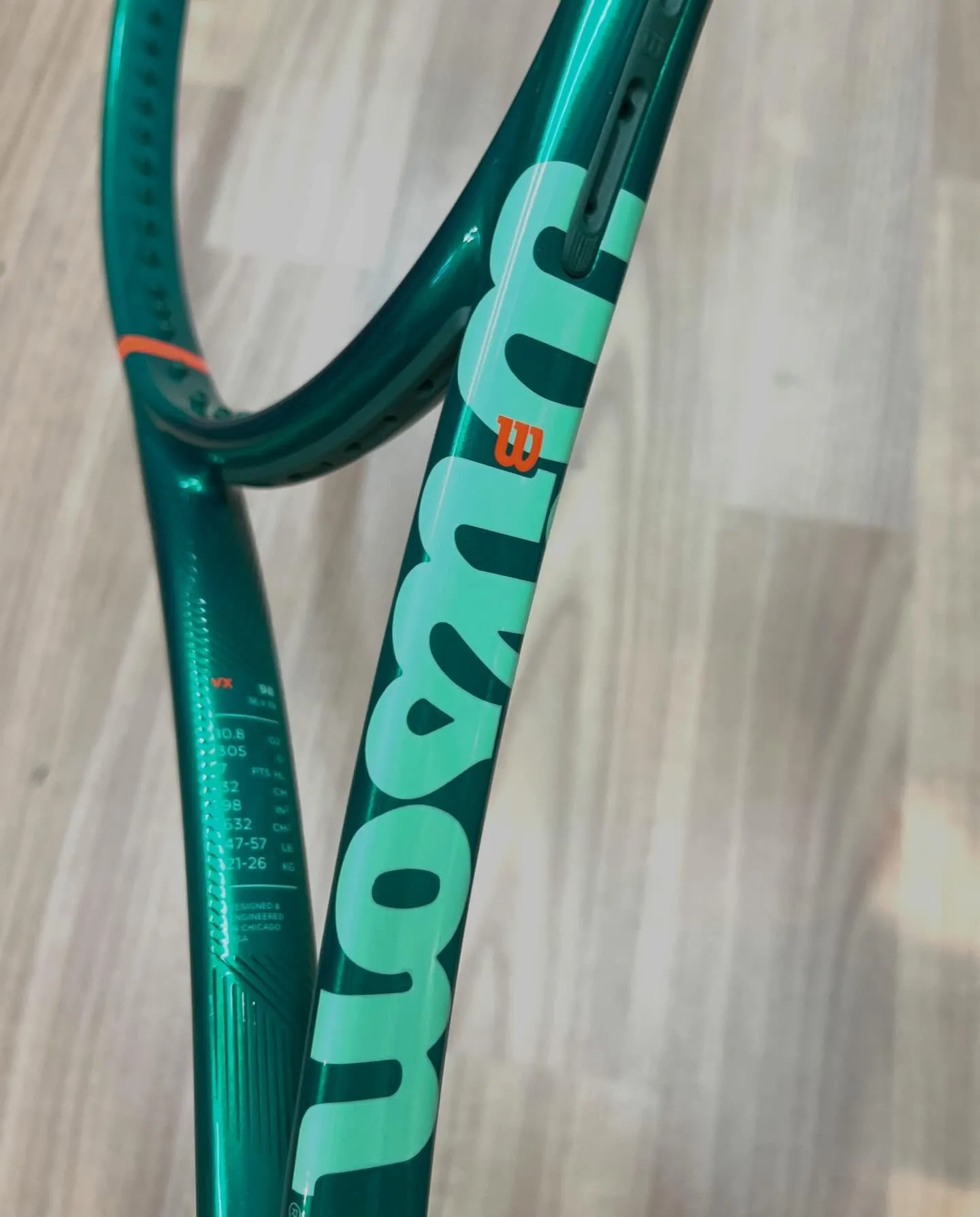 ⛳️🎾本日、ウィルソンから待望の新作『BLADE V10』が...