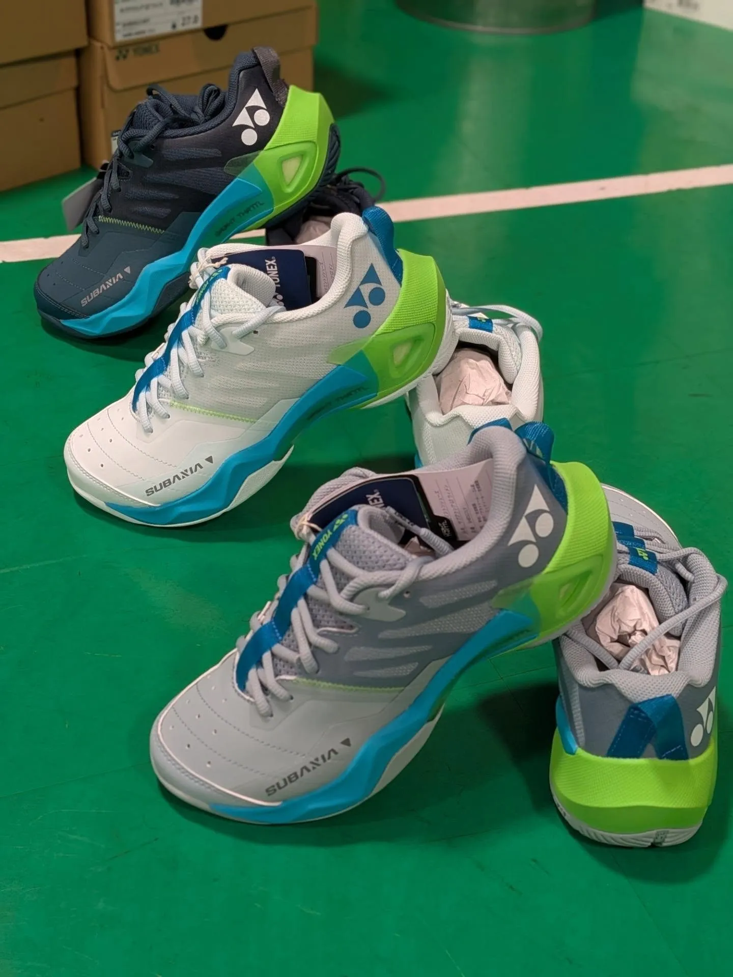 ヨネックスからバドミントンシューズ👟
