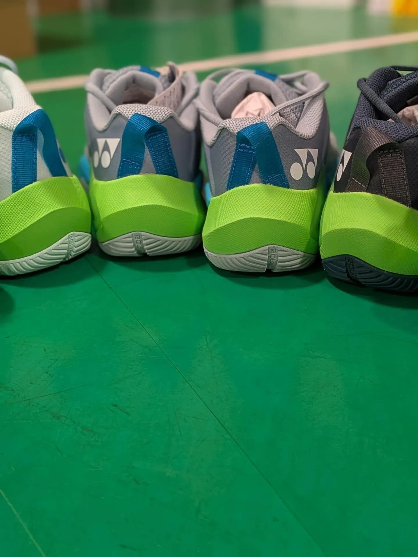 ヨネックスからバドミントンシューズ👟