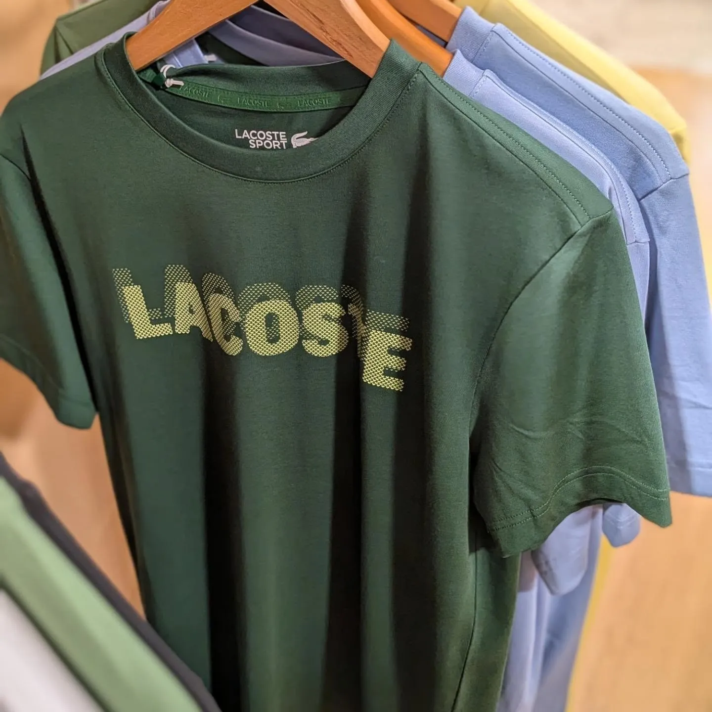 LACOSTEウエアがセールになりました💪🤩