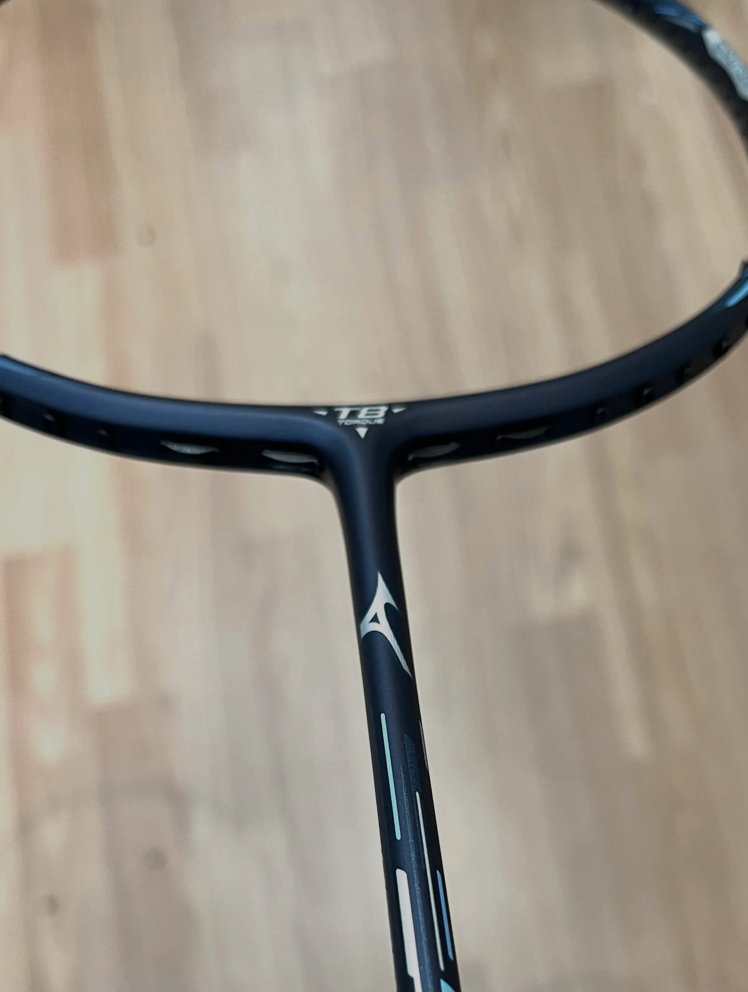 新しいバドミントンラケットが登場🤩
