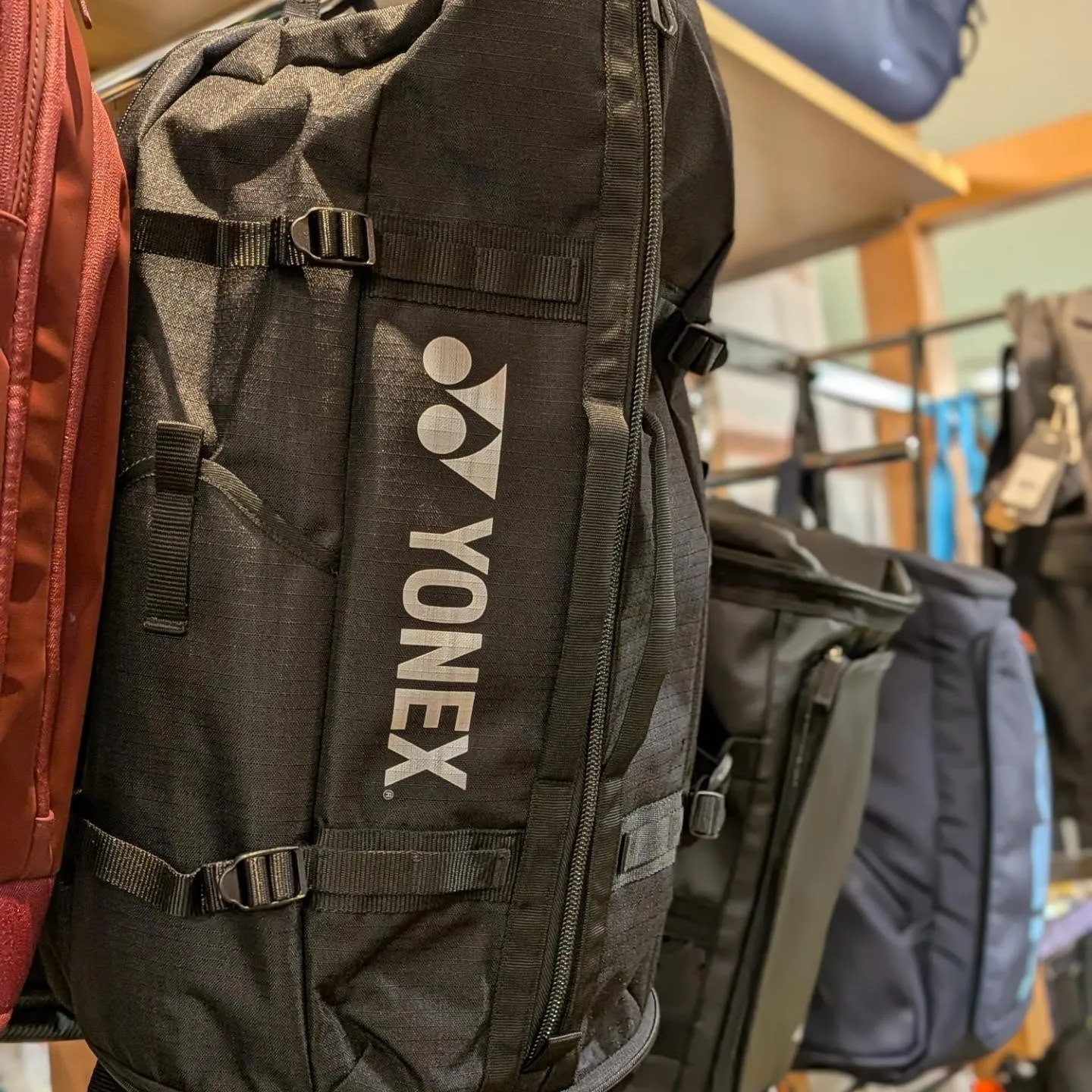 当店バック👜も色々な商品を取扱しております💪😎