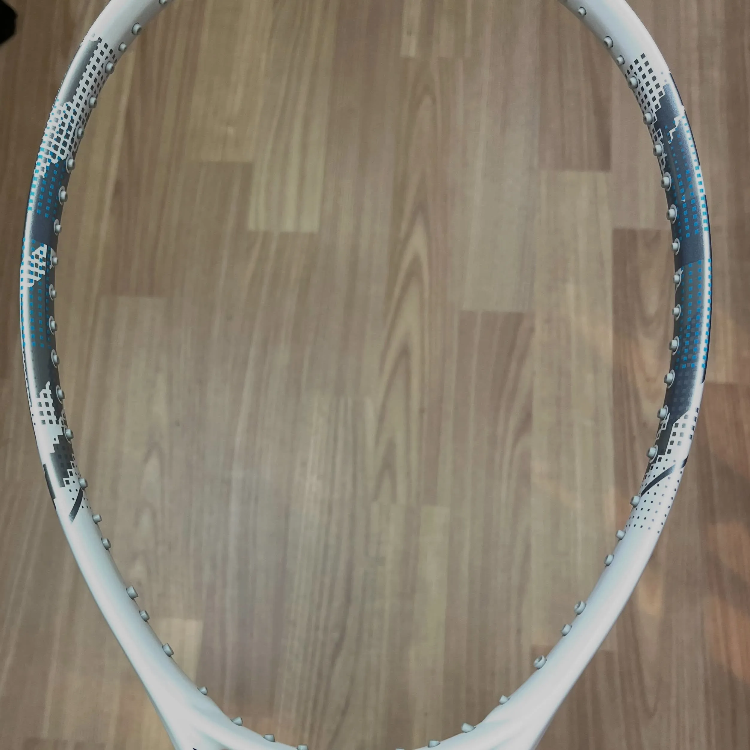 狙いを定めて、スマッシュしよう!🎾